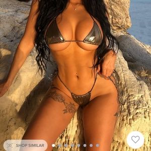 Black and gold metallic micro bikini 👙